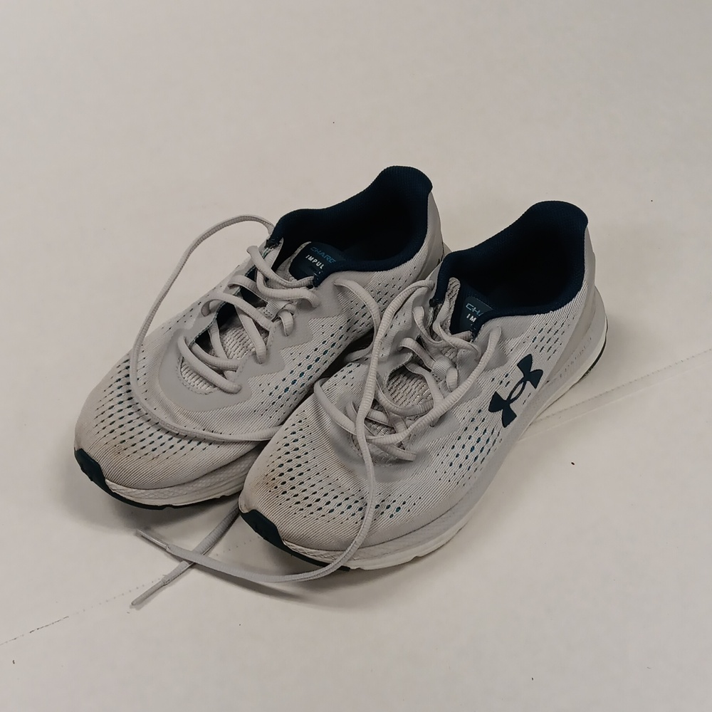UNDER ARMOUR WOMEN'S SIZE 8.5 GREEN AND TURQUOISE RUNNING SHOE SNEAKERS.
